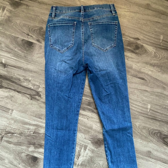 Dynamite Jeans - Picture 4 of 4